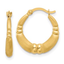 14 karat yellow gold hoop earrings.